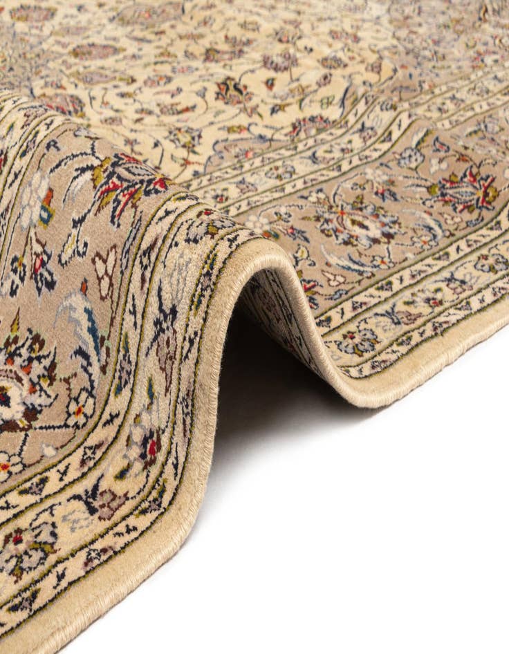 Detail image of  8' 1 x 11' 4 Kashan Rug