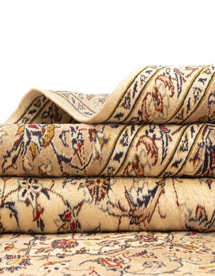 Detail image of  8' 2 x 11' 11 Kashan Rug