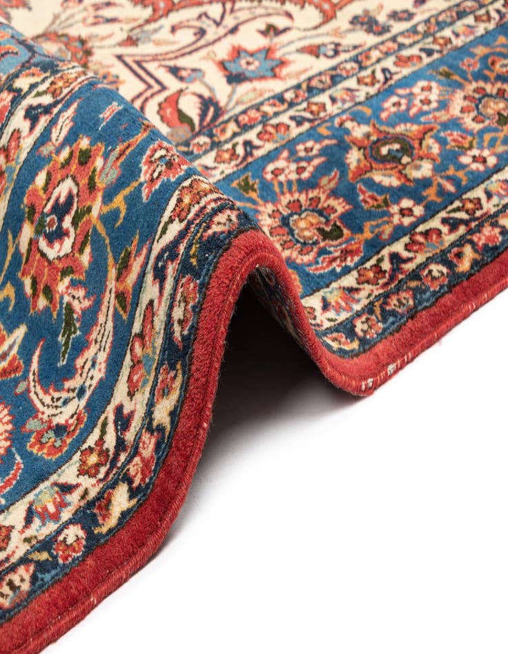 Detail image of  10' x 13' 11 Kashan Wool Rug