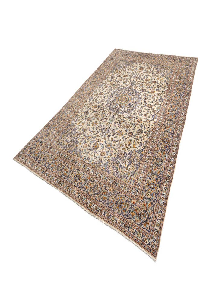 Detail image of  9' 5 x 13' 5 Kashan Wool Rug