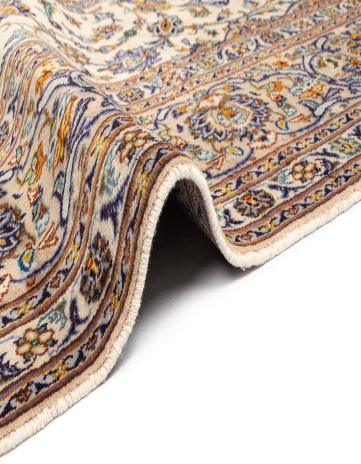 Detail image of  9' 5 x 13' 5 Kashan Wool Rug