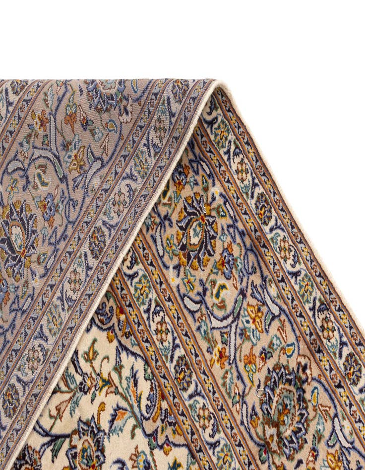 Detail image of  9' 5 x 13' 5 Kashan Wool Rug