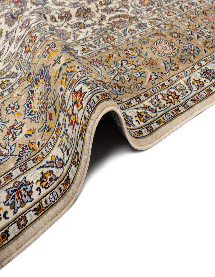 Detail image of  9' 8 x 12' 11 Kashan Wool Rug