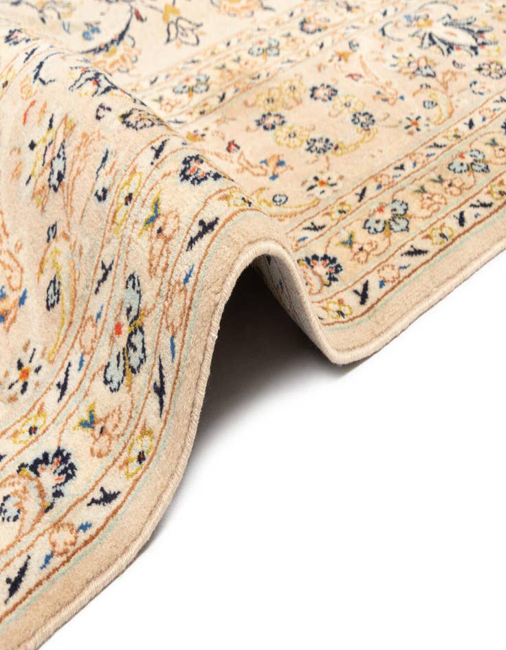 Detail image of  9' 8 x 12' 8 Kashan Wool Rug