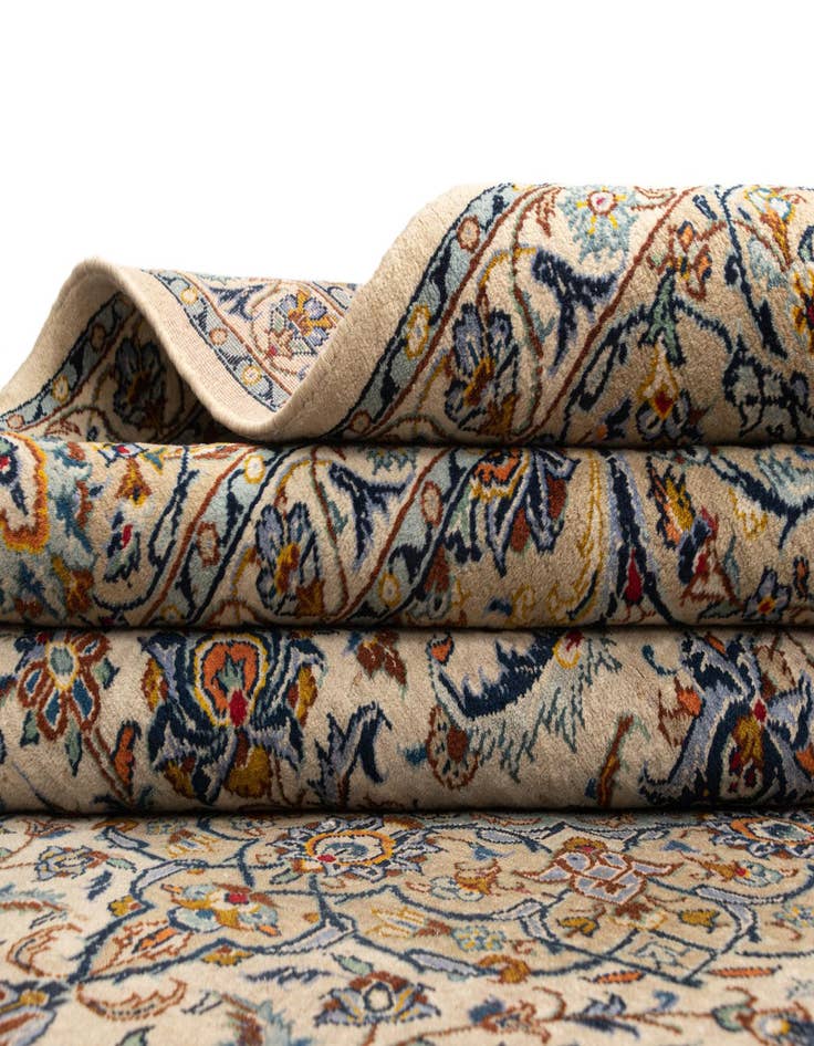 Detail image of  8' x 11' 4 Kashan Wool Rug