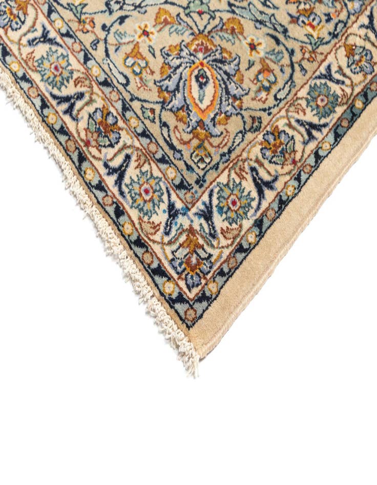 Detail image of  8' x 11' 4 Kashan Wool Rug