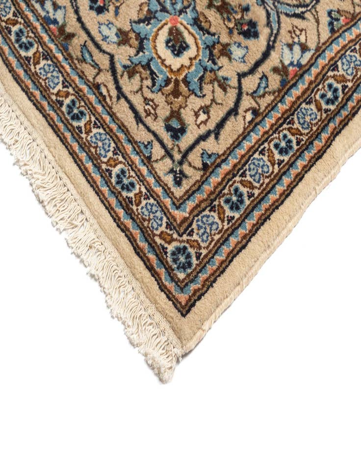 Detail image of  8' x 11' 6 Kashan Wool Rug