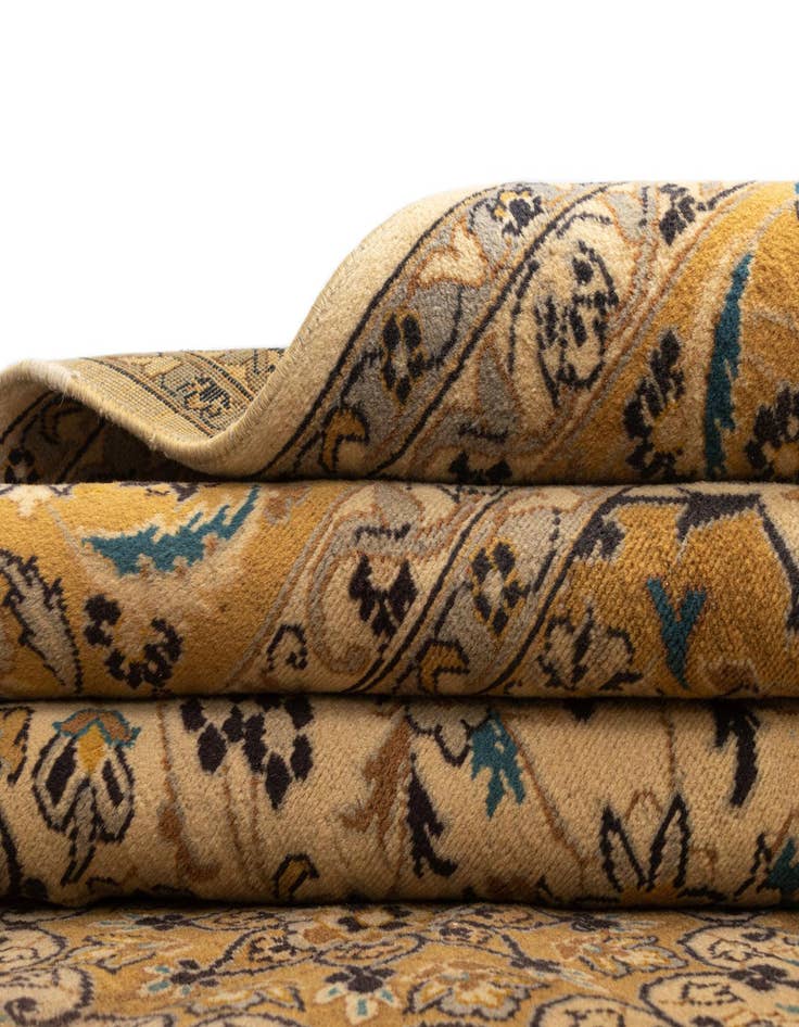 Detail image of  8' 10 x 12' 7 Kashan Wool Rug