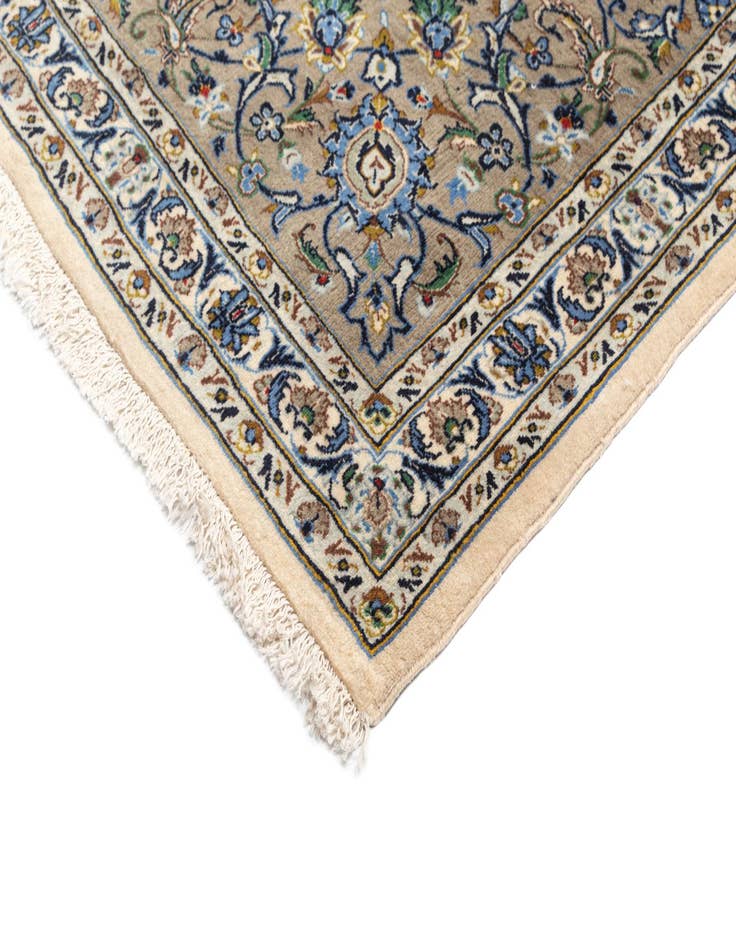 Detail image of  10' 1 x 12' 6 Kashan Wool Rug