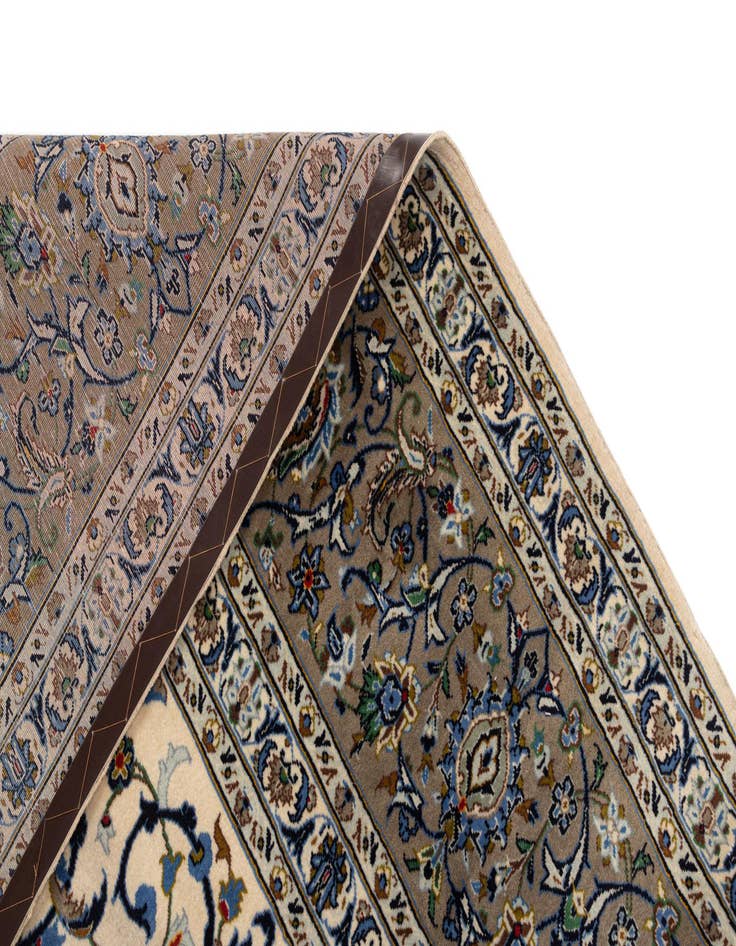 Detail image of  10' 1 x 12' 6 Kashan Wool Rug