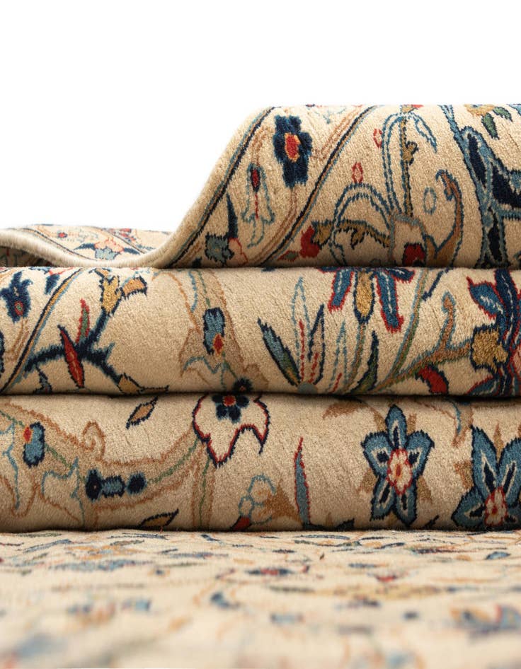 Detail image of  7' 3 x 10' 1 Kashan Wool Rug