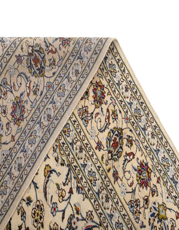 Detail image of  9' 5 x 13' Kashan Wool Rug