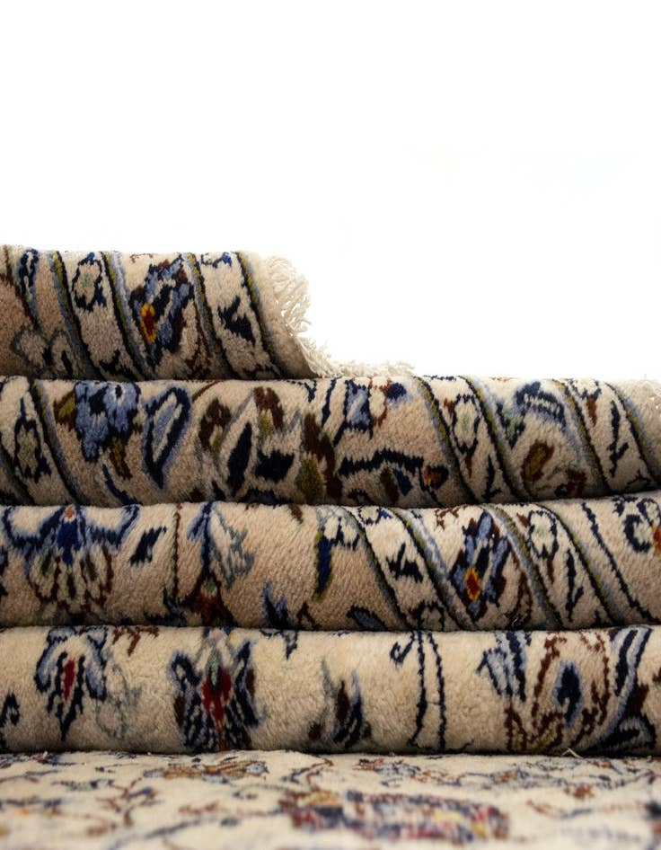 Detail image of  9' 9 x 12' 11  Hand Knotted Kashan Persian Wool Rug