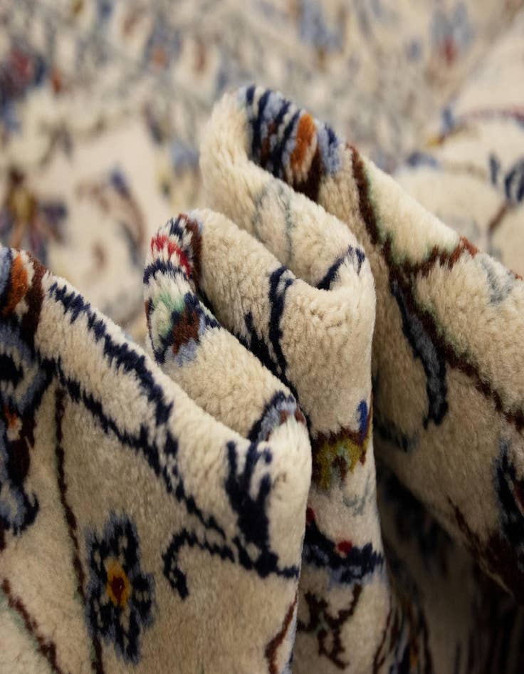 Detail image of  9' 9 x 12' 11  Hand Knotted Kashan Persian Wool Rug