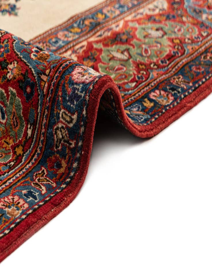 Detail image of  4' 11 x 6' 10 Kashan Rug