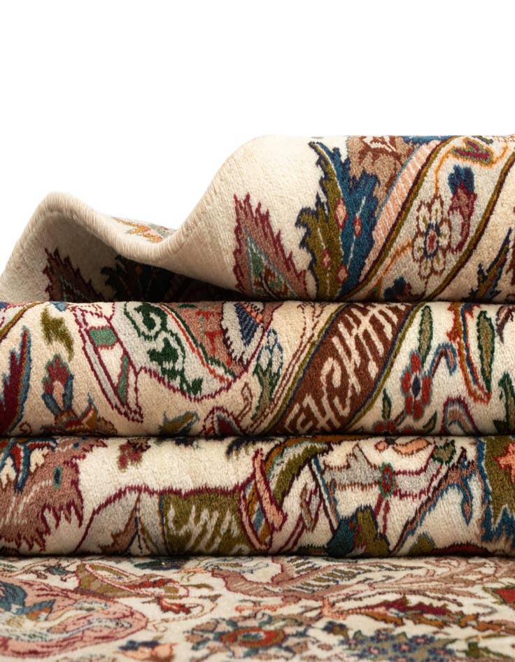 Detail image of  9' 8 x 13' Kashmar Wool Rug