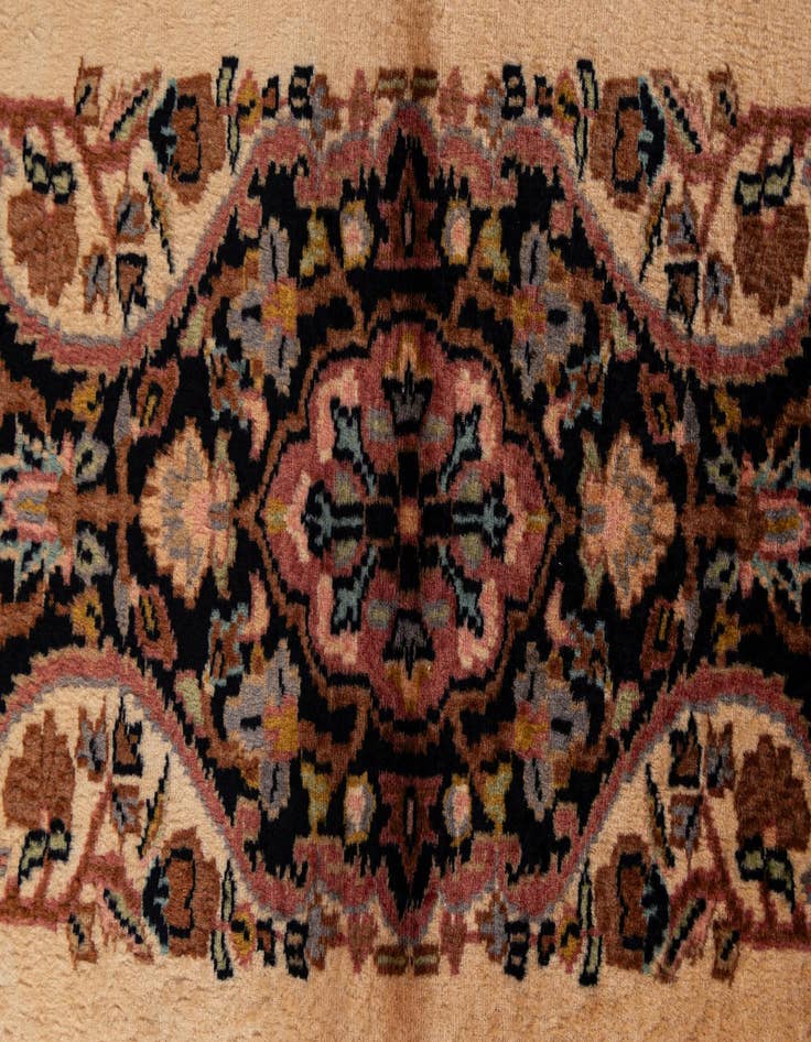 Detail image of  3' 3 x 5'  Hand Knotted Kashmir Oriental Wool Rug