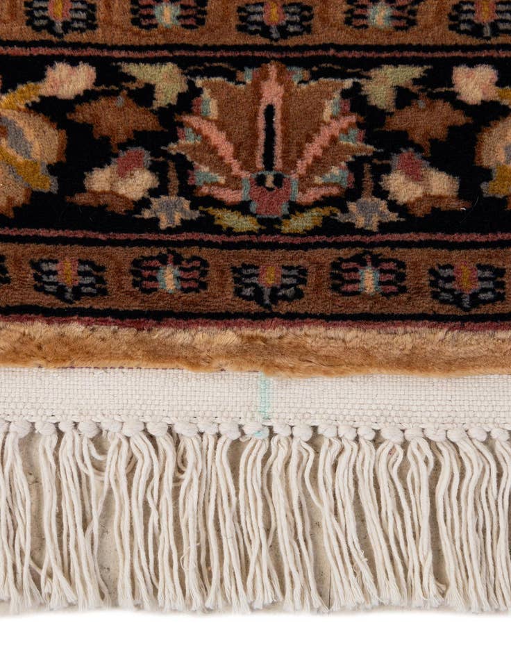 Detail image of  3' 3 x 5'  Hand Knotted Kashmir Oriental Wool Rug