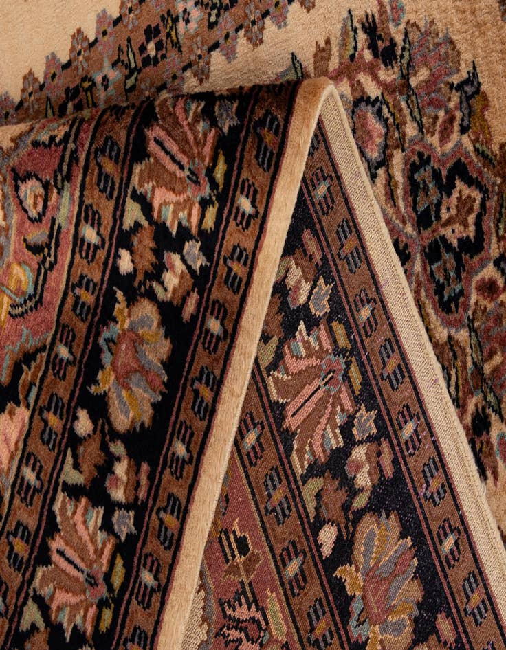 Detail image of  3' 3 x 5'  Hand Knotted Kashmir Oriental Wool Rug