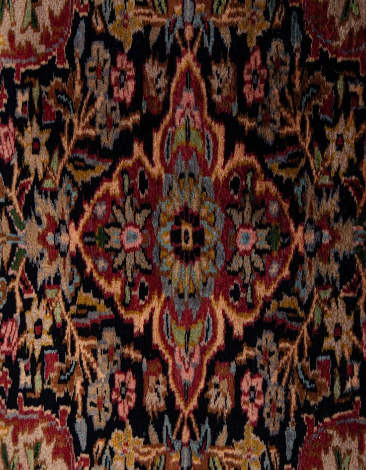 Detail image of  4' 1 x 6' 1  Hand Knotted Kashmir Rug