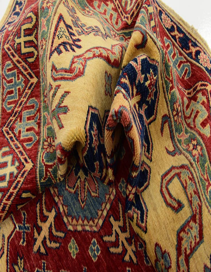 Detail image of  4' 9 x 6' 7  Hand Knotted Kazak Rug