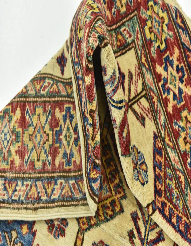 Detail image of  2' 9 x 4'  Hand Knotted Kazak Oriental Rug