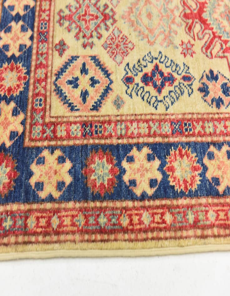 Detail image of  2' 7 x 4'  Hand Knotted Kazak Oriental Rug