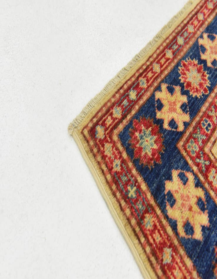 Detail image of  2' 7 x 4'  Hand Knotted Kazak Oriental Rug