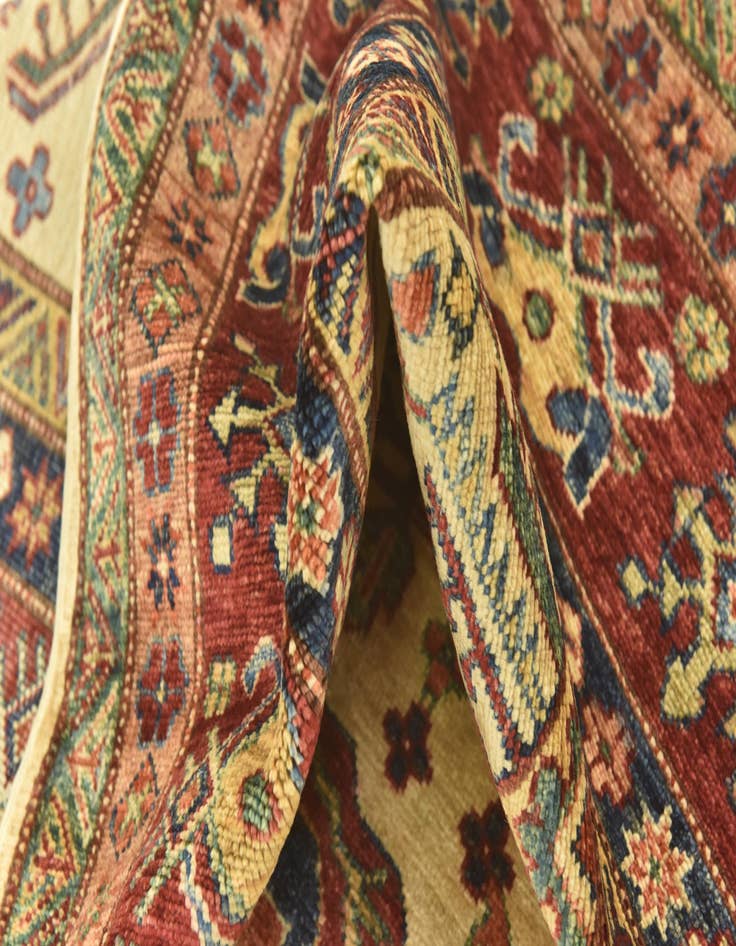 Detail image of  5' 9 x 8' 9  Hand Knotted Kazak Oriental Rug
