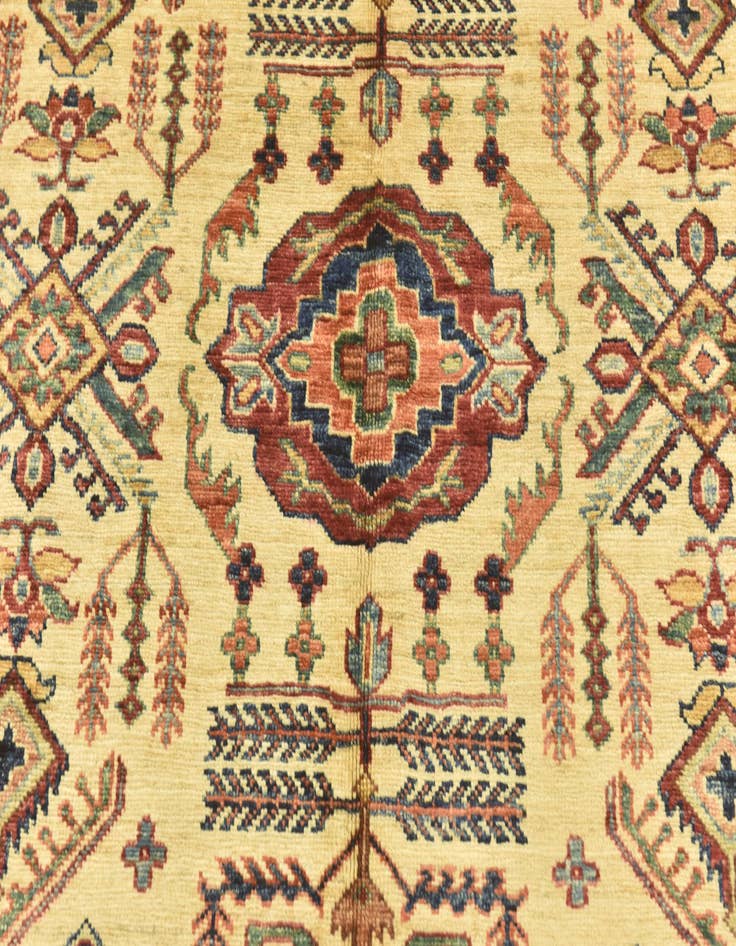 Detail image of  5' 9 x 8' 9  Hand Knotted Kazak Oriental Rug