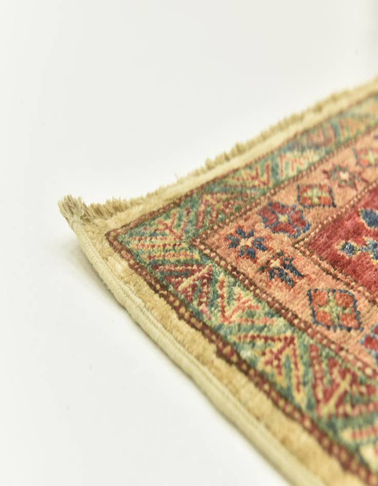 Detail image of  5' 9 x 8' 9  Hand Knotted Kazak Oriental Rug