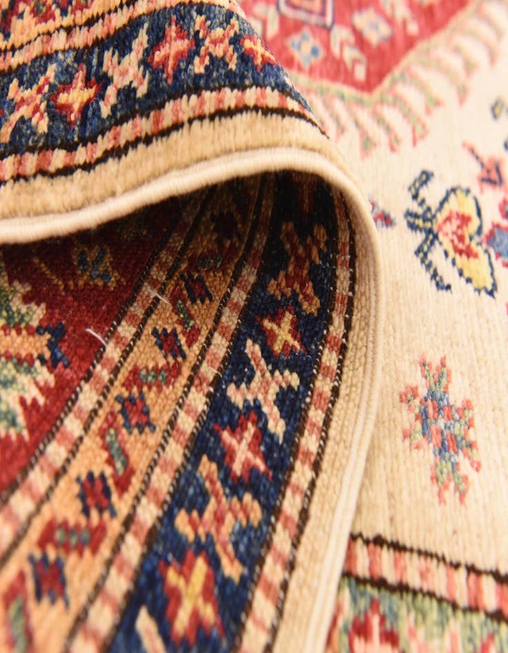 Detail image of  4' 10 x 6' 8  Hand Knotted Kazak Oriental Rug