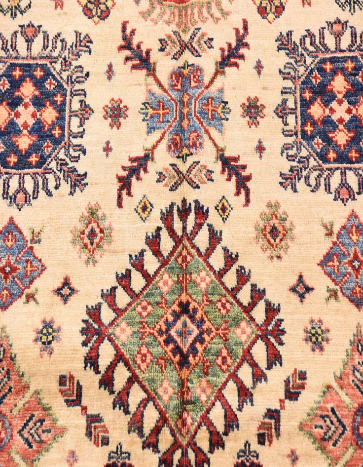 Detail image of  4' 10 x 6' 8  Hand Knotted Kazak Oriental Rug