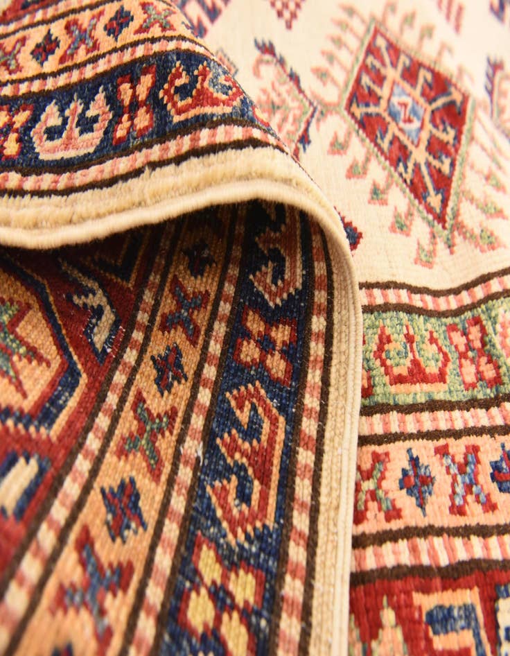 Detail image of  5' 6 x 7' 9  Hand Knotted Kazak Oriental Rug