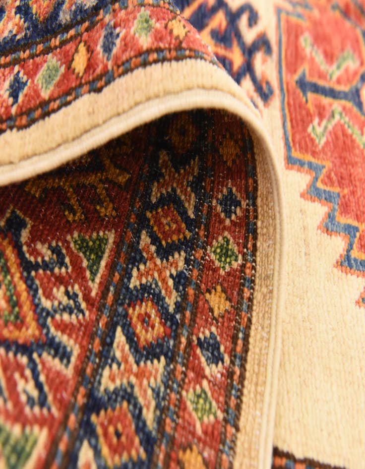 Detail image of  5' 8 x 7' 7  Hand Knotted Kazak Oriental Rug