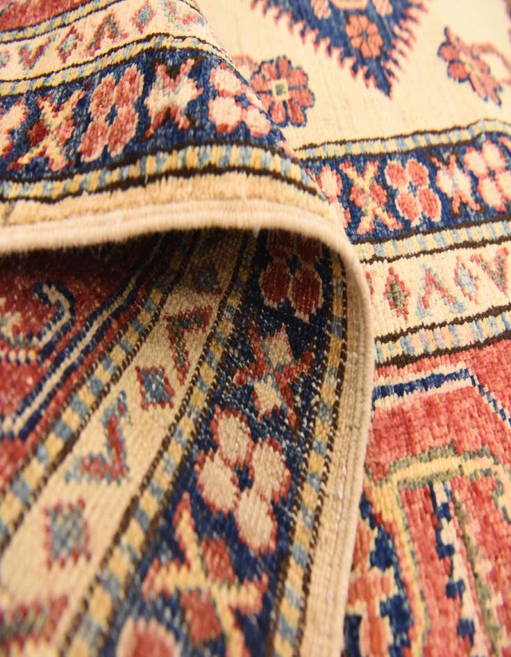 Detail image of  5' 8 x 7' 6  Hand Knotted Kazak Oriental Rug