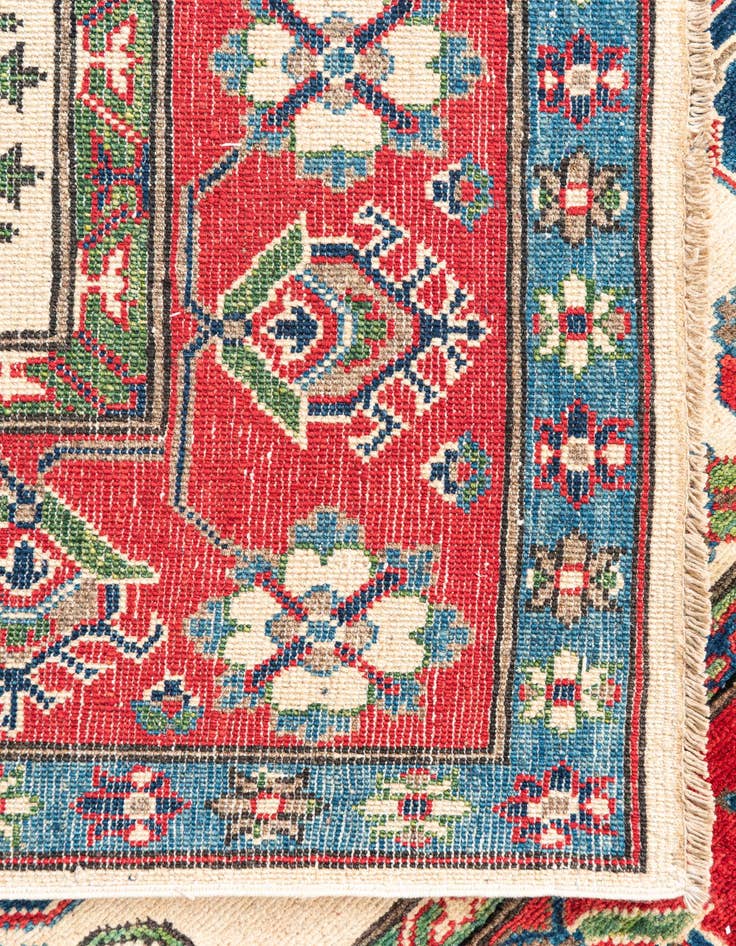 Detail image of  5' 1 x 6' 7  Hand Knotted Kazak Rug