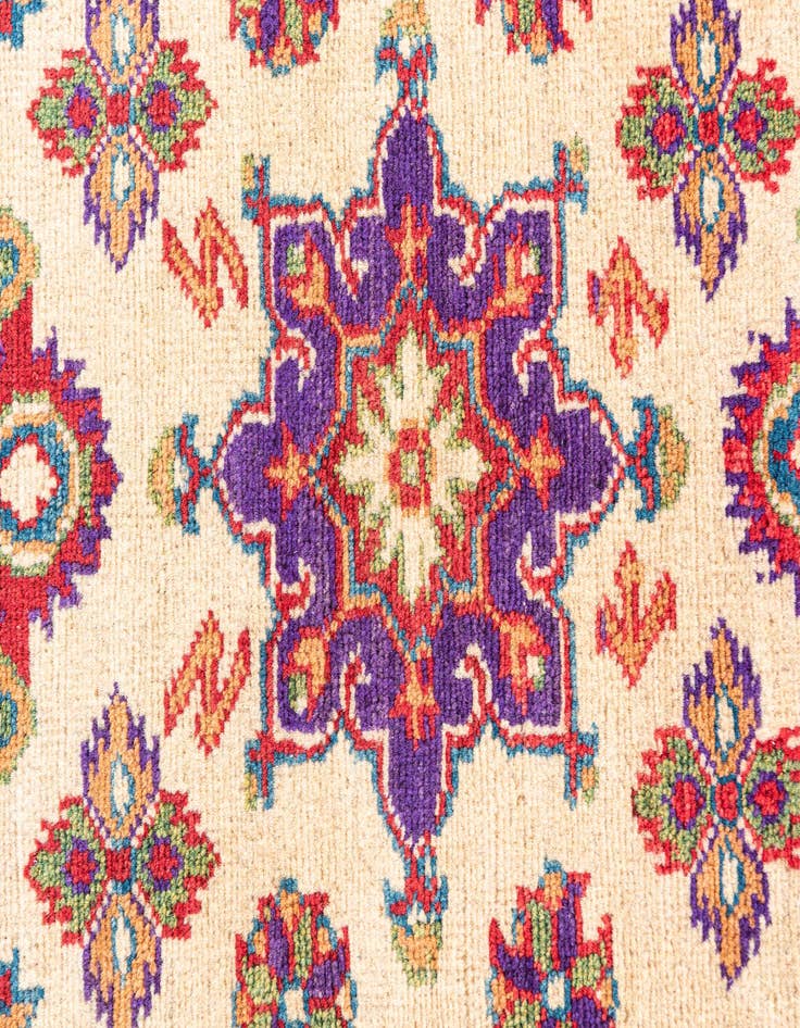 Detail image of  2' 1 x 6'  Hand Knotted Kazak Rug