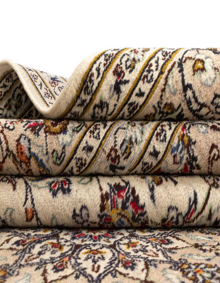 Detail image of  8' x 11' Kerman Wool Rug