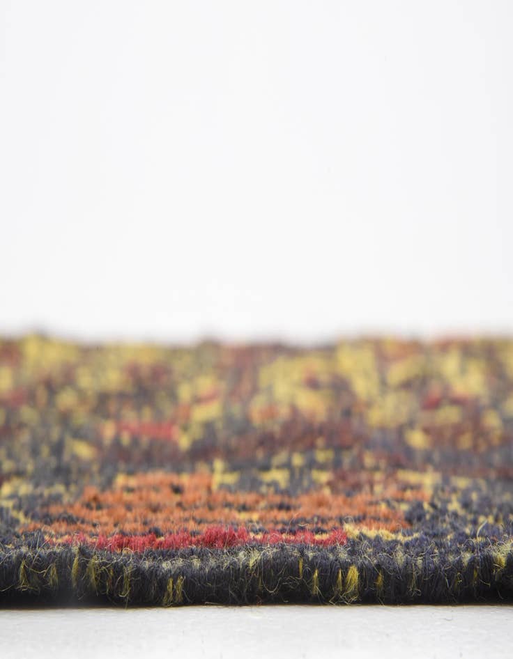 Detail image of  4' 2 x 5' 8  Hand Woven Kilim Afghan Wool Rug