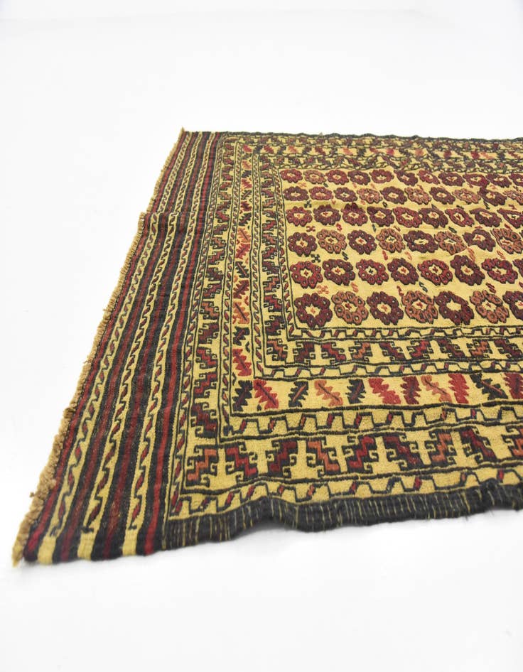 Detail image of  4' 2 x 5' 9  Hand Woven Kilim Afghan Wool Rug