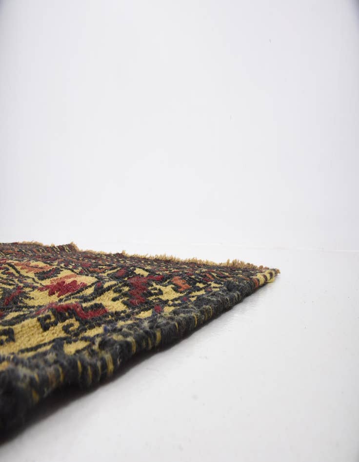 Detail image of  4' 2 x 5' 9  Hand Woven Kilim Afghan Wool Rug