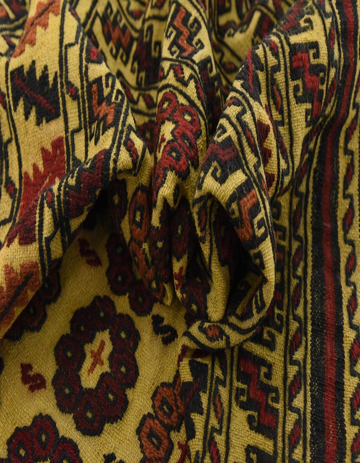 Detail image of  4' 2 x 5' 9  Hand Woven Kilim Afghan Wool Rug