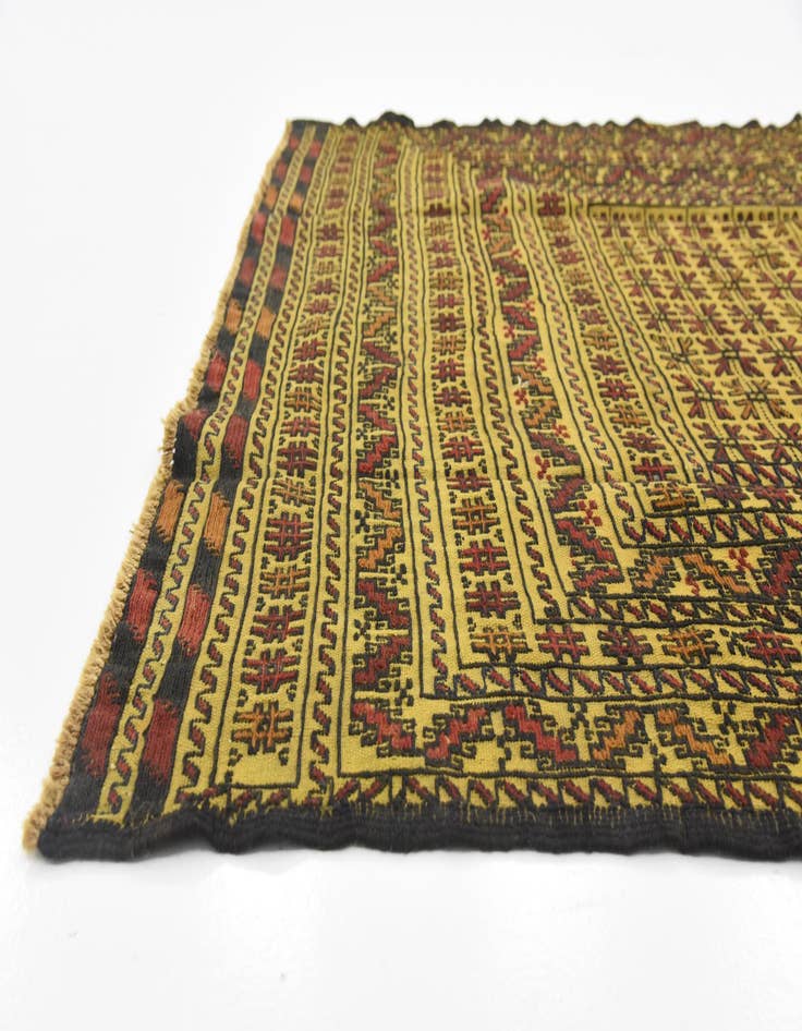 Detail image of 4' 4 x 6' 5 Hand Woven Kilim Afghan Wool Rug