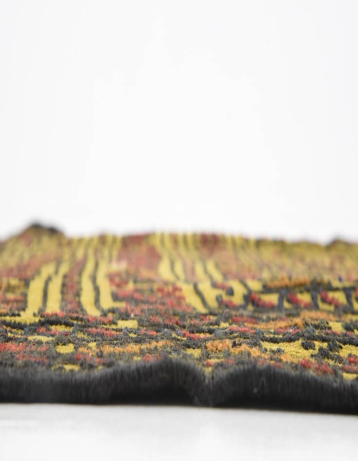 Detail image of 4' 4 x 6' 5 Hand Woven Kilim Afghan Wool Rug