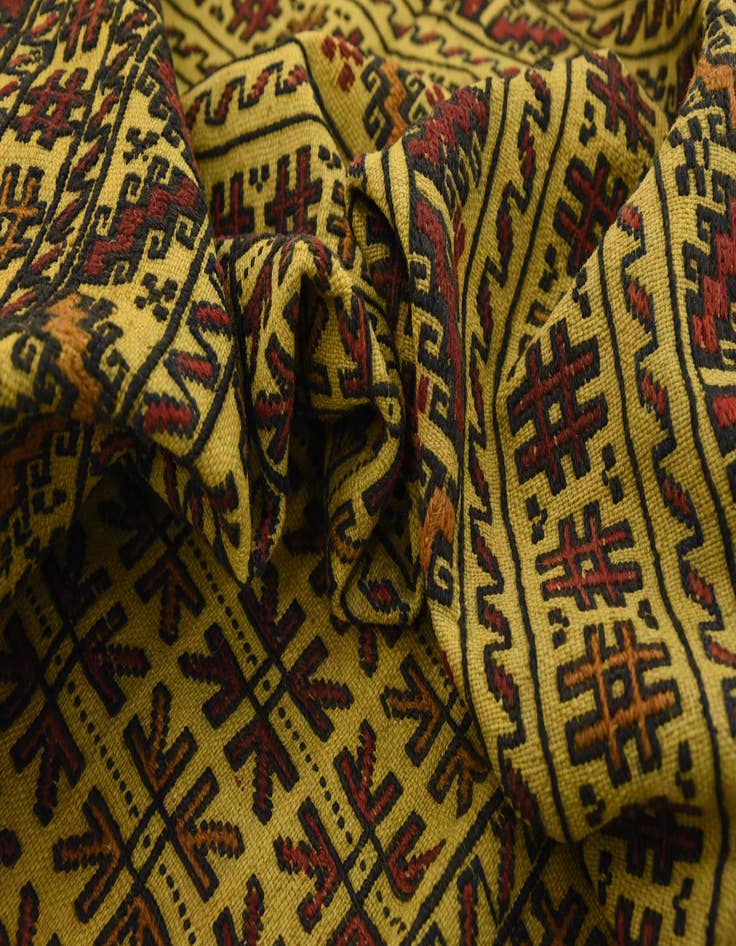 Detail image of 4' 4 x 6' 5 Hand Woven Kilim Afghan Wool Rug