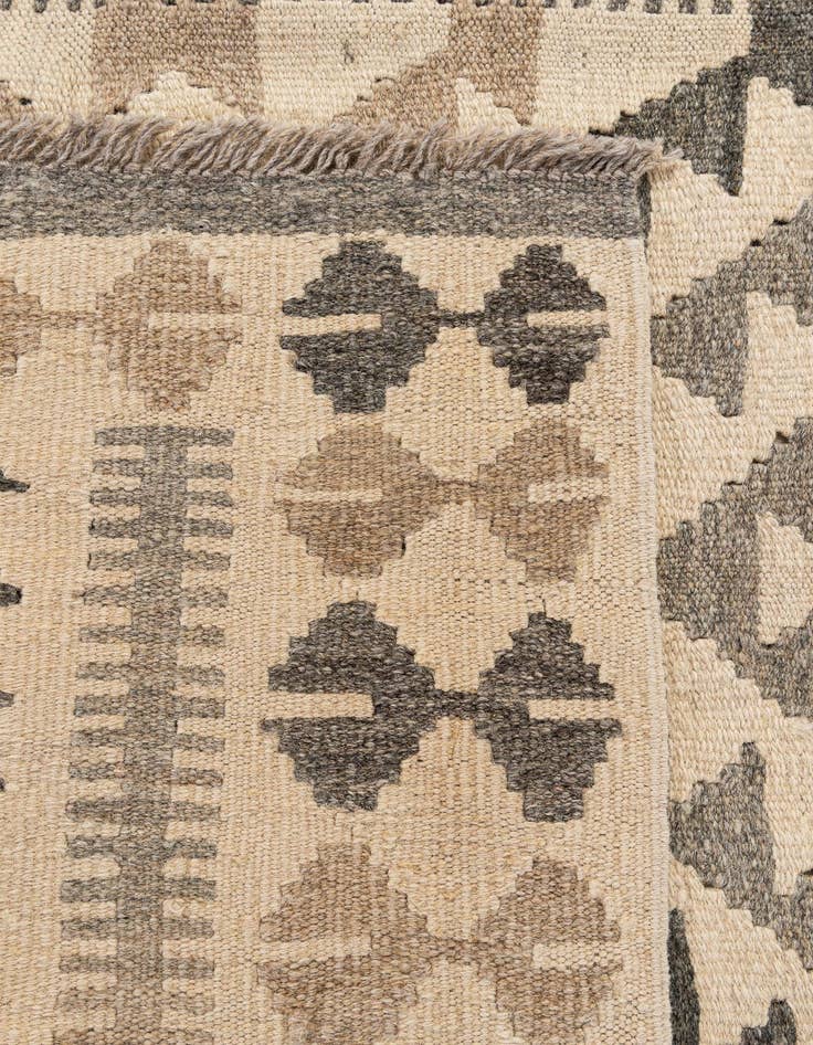 Detail image of  3' 5 x 5' 4  Hand Woven Kilim Maymana Wool Rug