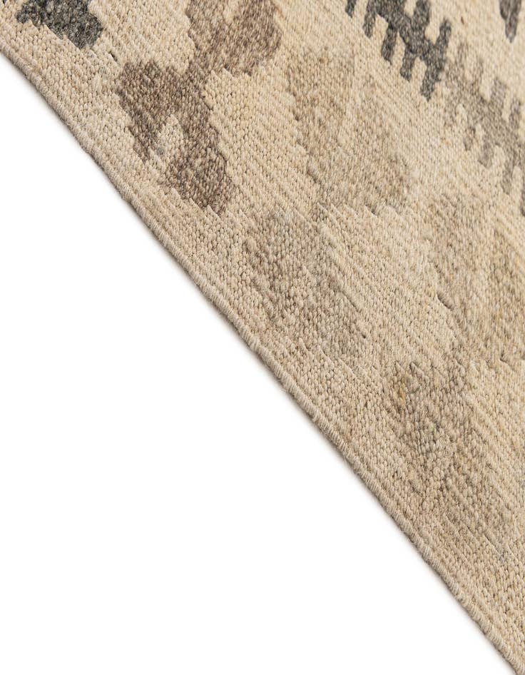 Detail image of  3' 5 x 5' 4  Hand Woven Kilim Maymana Wool Rug