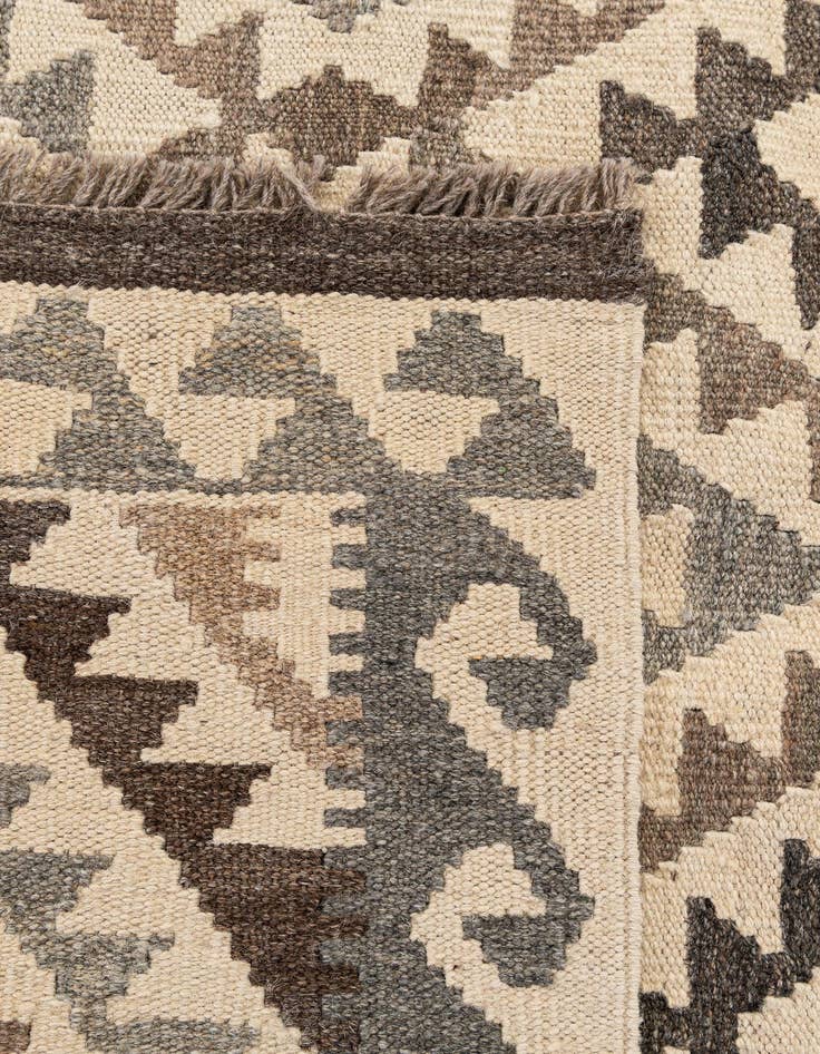 Detail image of  3' 8 x 5' 1  Hand Woven Kilim Maymana Wool Rug