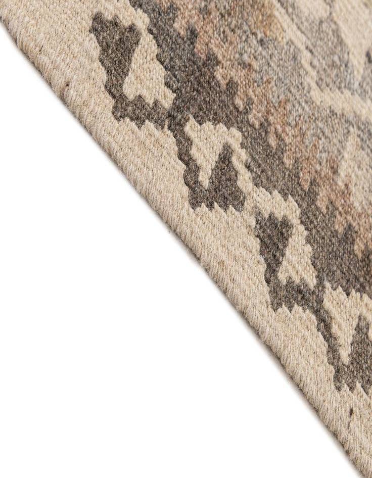 Detail image of  3' 9 x 5' 4  Hand Woven Kilim Maymana Wool Rug